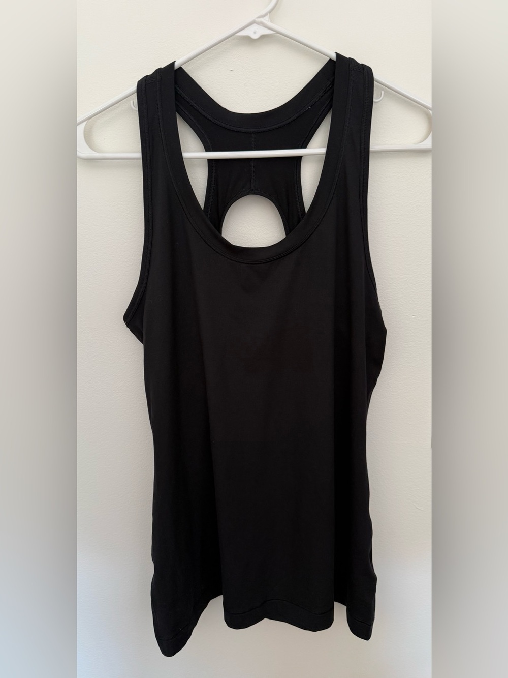 Athleta Women’s Black Racerback Performance Tank.   Size Medium